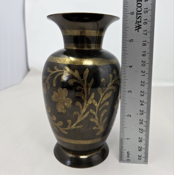 Remco Brass Black & Gold Decorative Vase Etched Gift Ware Trumpet Opening Decor - Picture 6 of 9